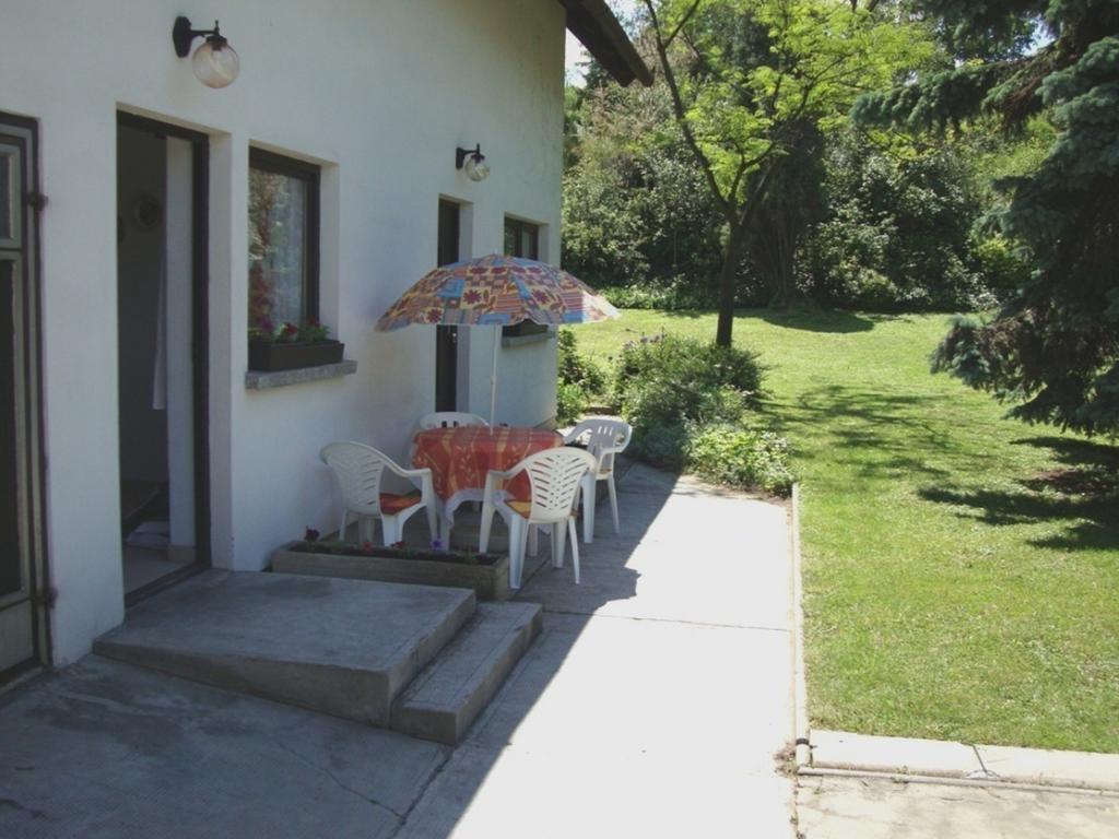 Appartamento Gyöngyvirág Vendégház Balatonboglár Esterno foto