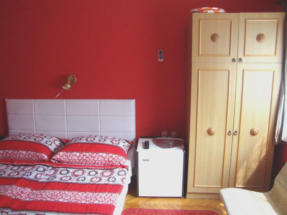 Appartamento Gyöngyvirág Vendégház Balatonboglár Esterno foto
