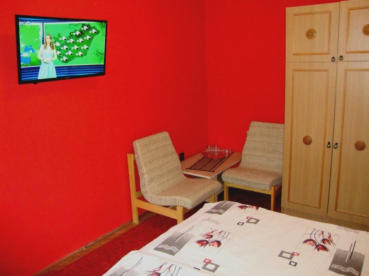 Appartamento Gyöngyvirág Vendégház Balatonboglár Esterno foto